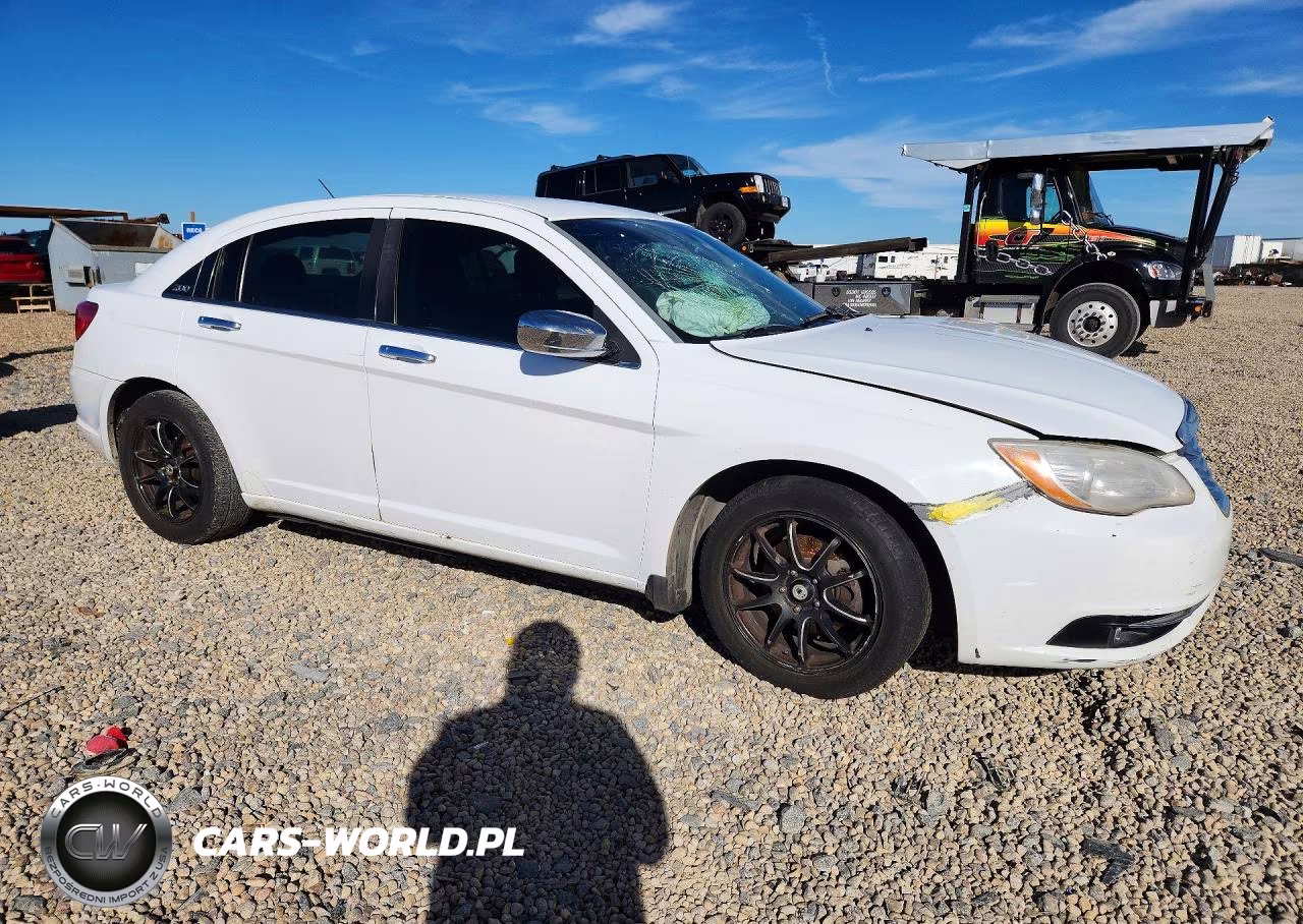 2014 Chrysler 200 Limited VIN:1C3CCBCG7EN125388 - 4