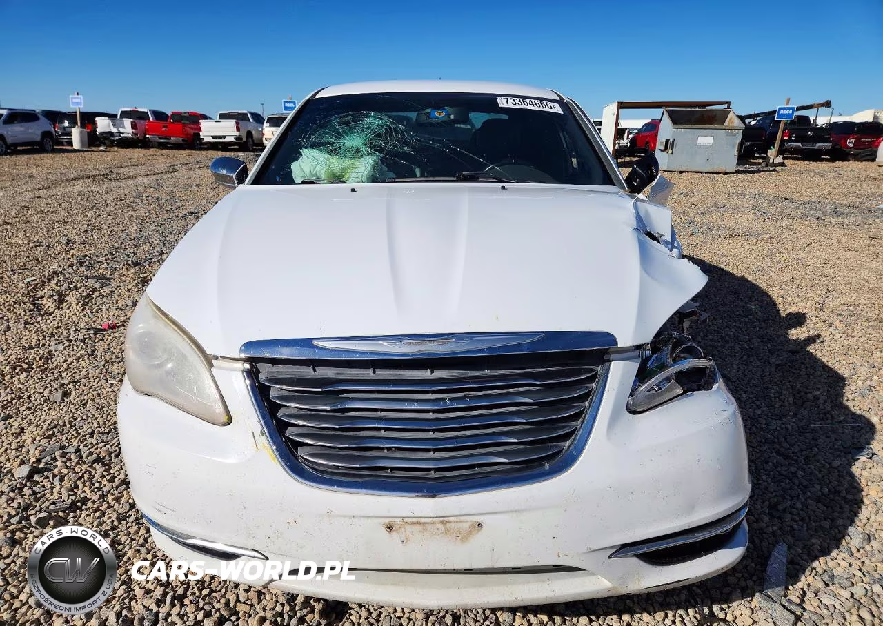 2014 Chrysler 200 Limited VIN:1C3CCBCG7EN125388 - 5
