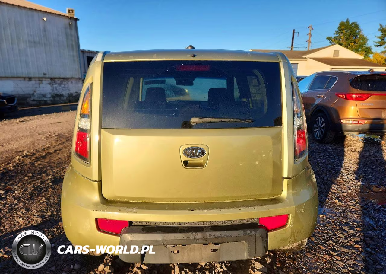 2010 Kia Soul + VIN:KNDJT2A26A7162568 - 6