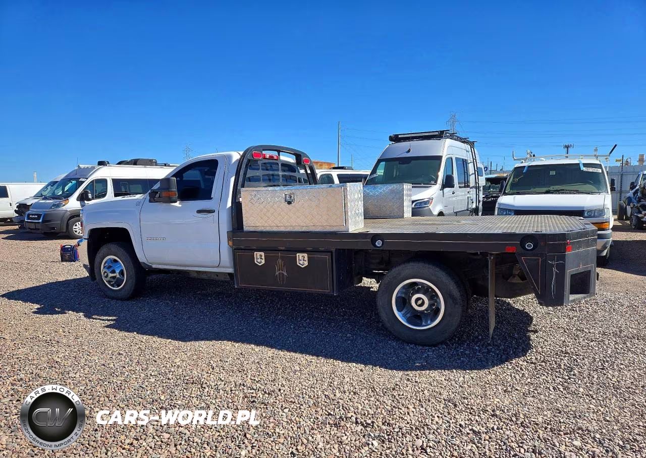 2015 Chevrolet Silverado K3500 VIN:1GB3KYC82FF618499 - 2
