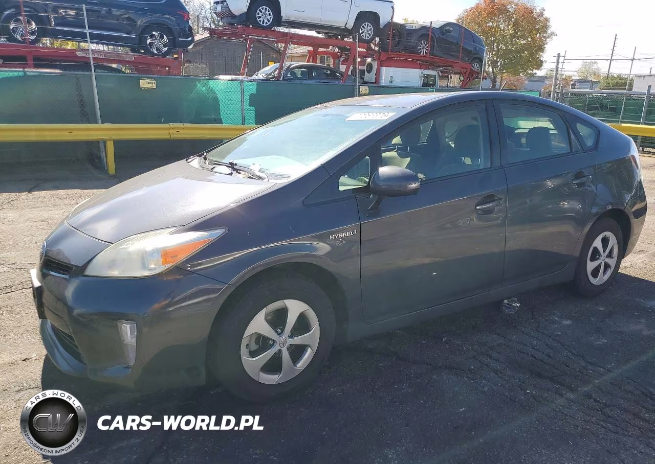 2013 Toyota Prius Two