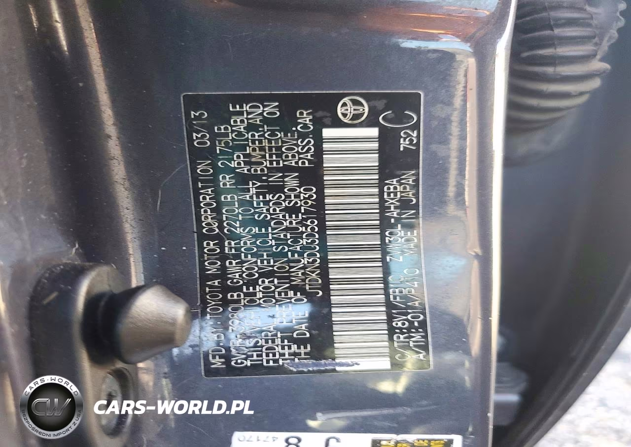 2013 Toyota Prius Two VIN:JTDKN3DU3D5617930 - 12