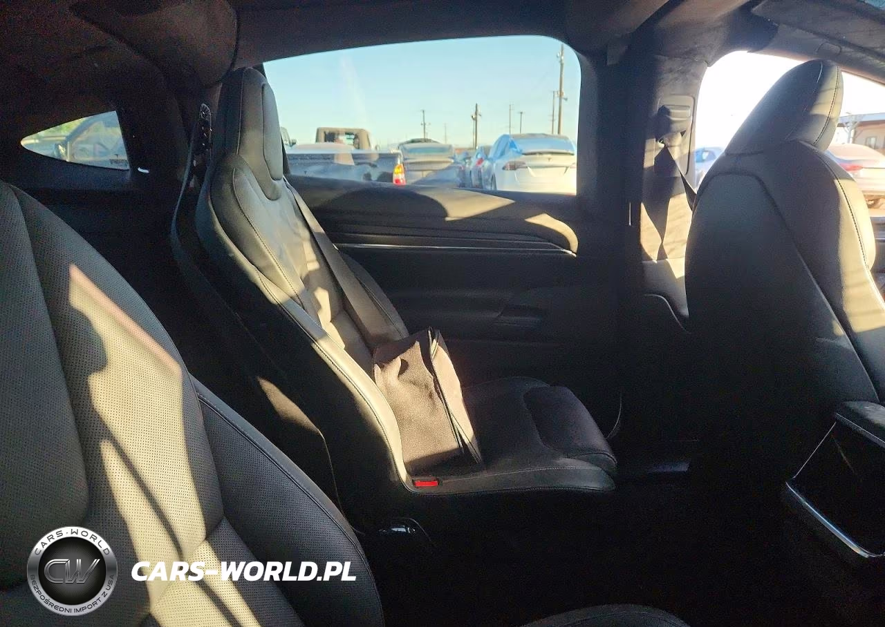 2022 Tesla Model X VIN:7SAXCBE67NF330079 - 11
