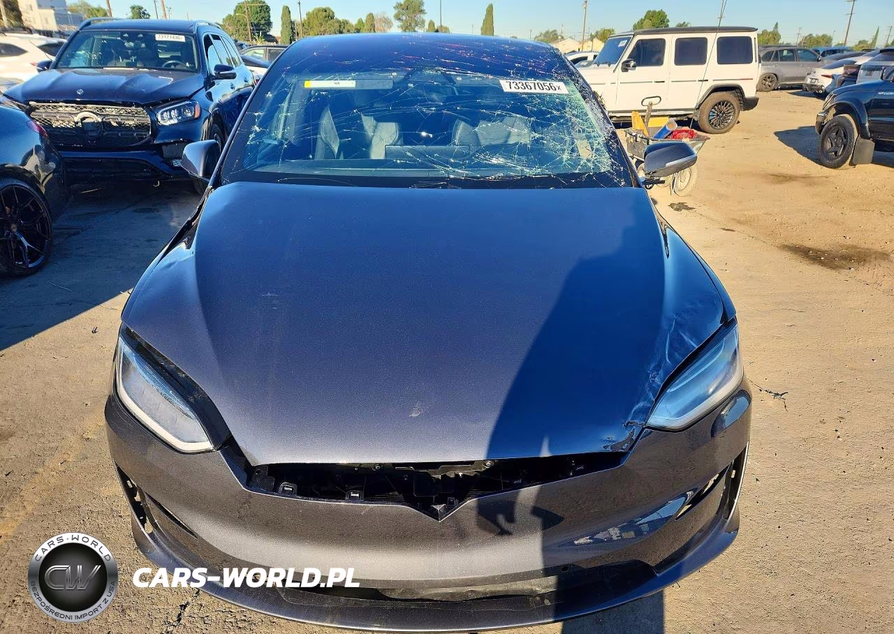 2022 Tesla Model X VIN:7SAXCBE67NF330079 - 5
