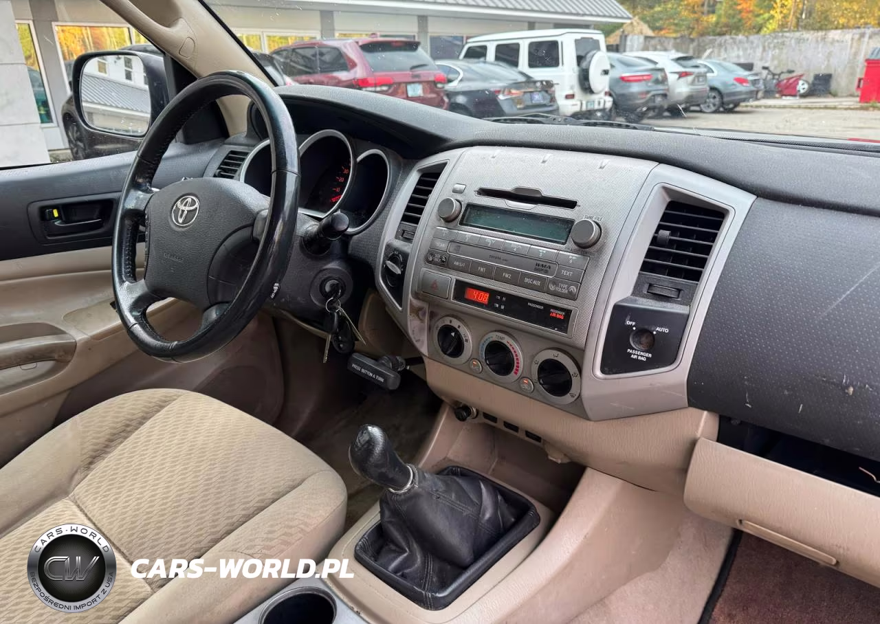 2010 Toyota Tacoma V6 VIN:5TEUU4EN6AZ733639 - 9