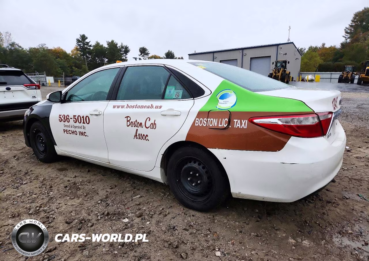 2016 Toyota Camry Hybrid Le VIN:4T1BD1FK3GU179760 - 2
