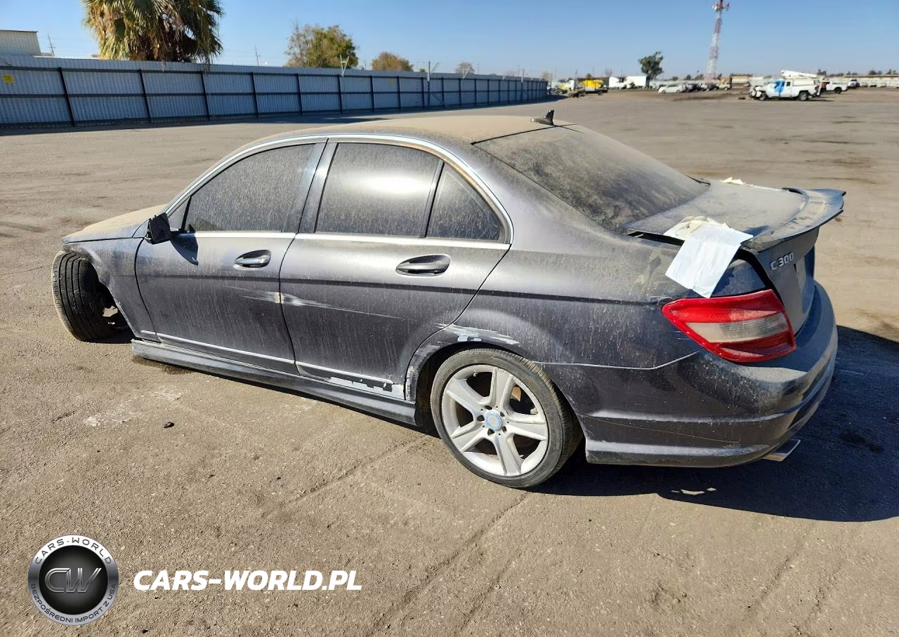 2011 Mercedes-Benz C 300 VIN:WDDGF5EB3BR157059 - 2