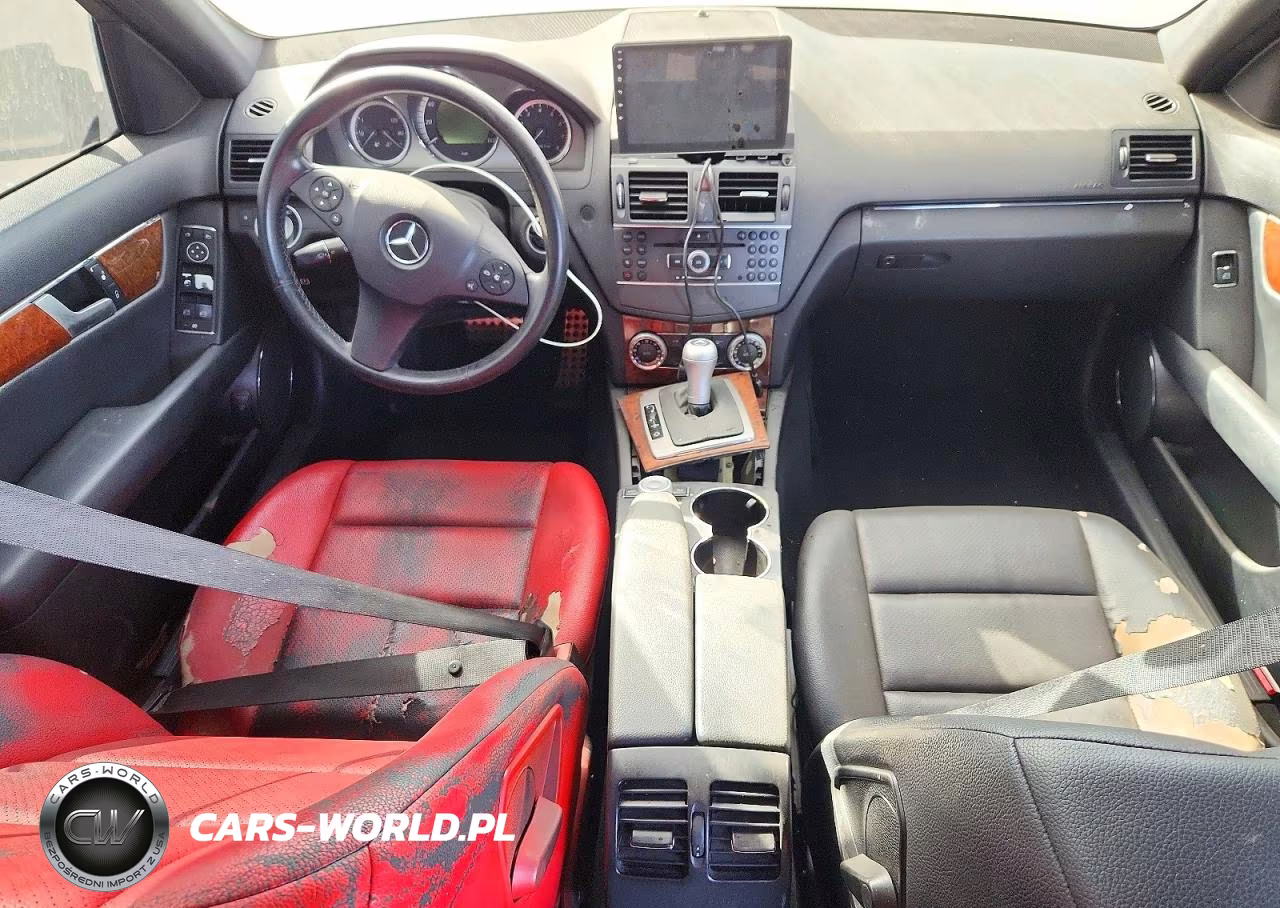 2011 Mercedes-Benz C 300 VIN:WDDGF5EB3BR157059 - 8