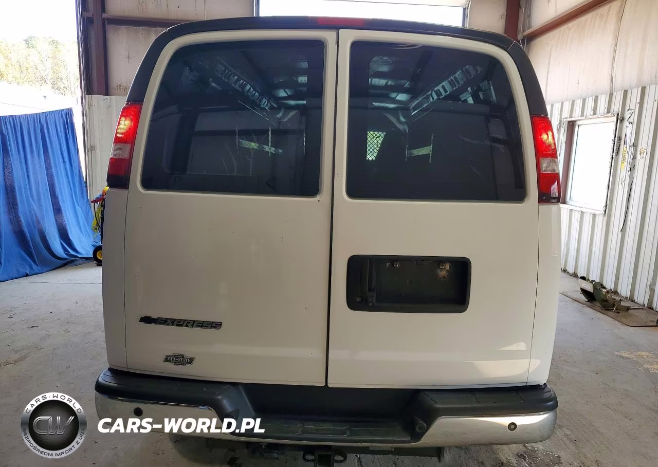 2018 Chevrolet Express G3500 VIN:1GCZGHFG7J1330669 - 6