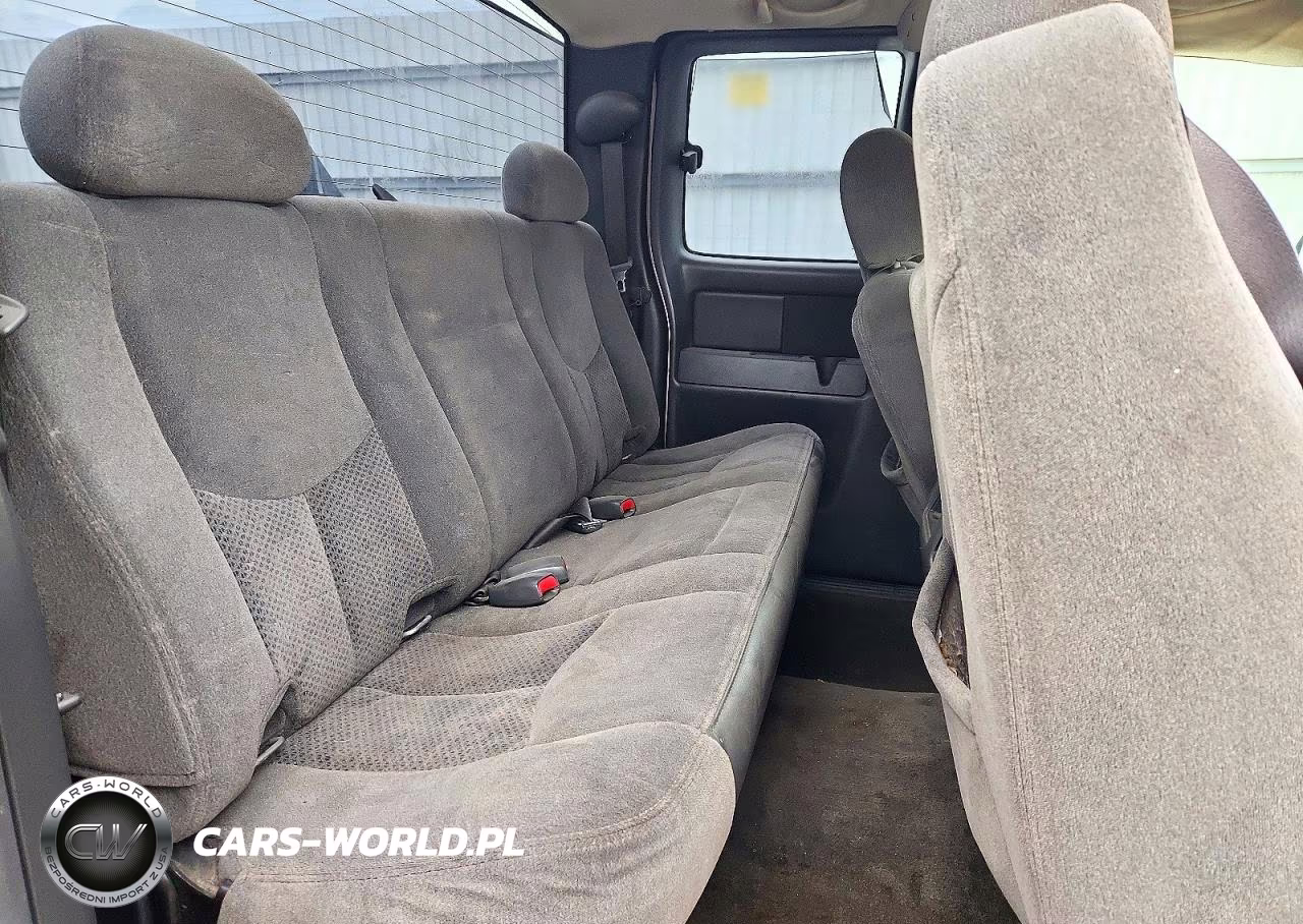 2005 Chevrolet Silverado C1500 VIN:2GCEC19T651294354 - 10