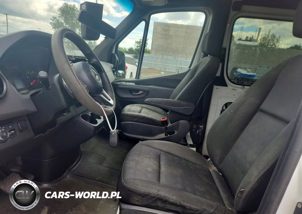 2019 Mercedes-Benz Sprinter 2500-3500 VIN:WD4PF1CD5KP036686 - 7