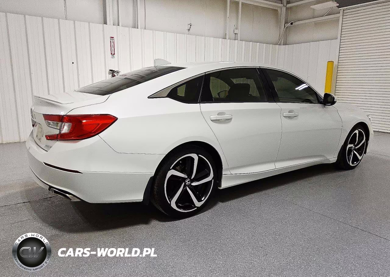 2018 Honda Accord Sport VIN:1HGCV1F32JA171965 - 3