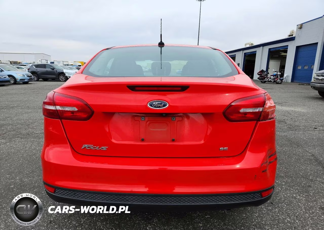 2016 Ford Focus Se VIN:1FADP3F28GL338381 - 6
