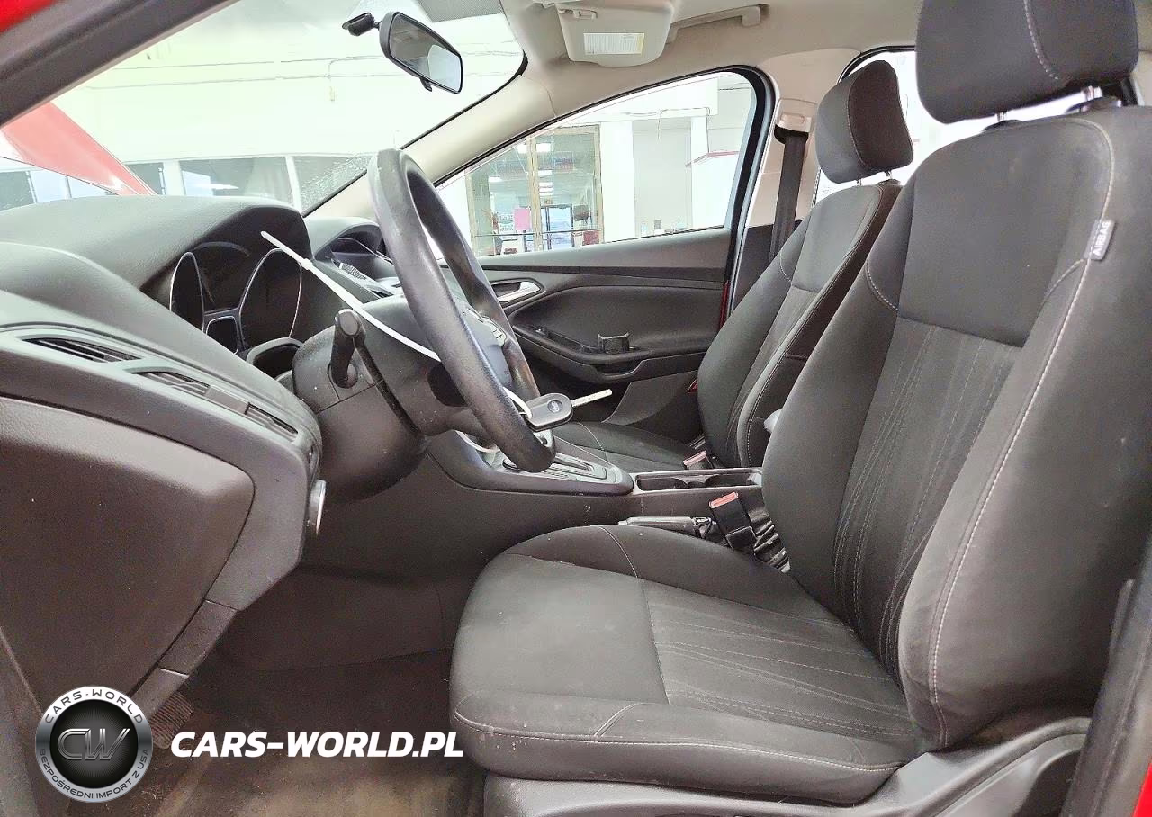 2016 Ford Focus Se VIN:1FADP3F28GL338381 - 7