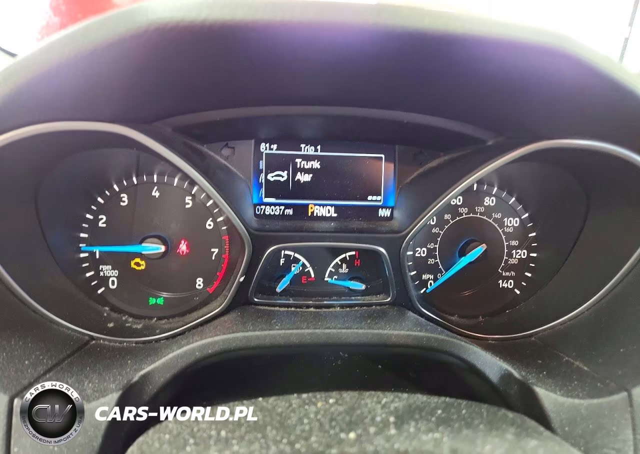 2016 Ford Focus Se VIN:1FADP3F28GL338381 - 9
