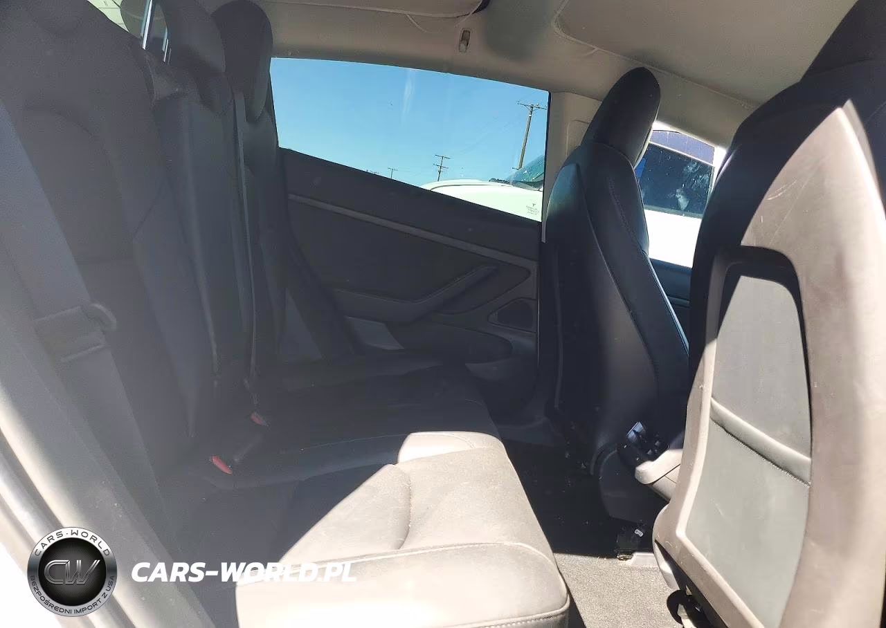 2020 Tesla Model 3 VIN:5YJ3E1EA8LF660511 - 10