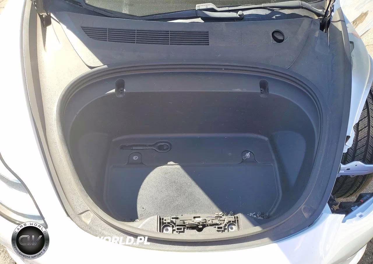 2020 Tesla Model 3 VIN:5YJ3E1EA8LF660511 - 11