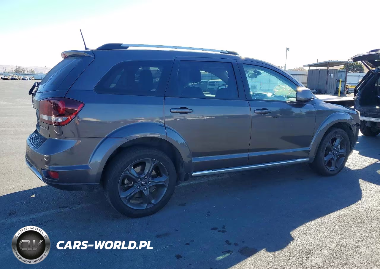 2020 Dodge Journey Crossroad VIN:3C4PDCGBXLT220166 - 3