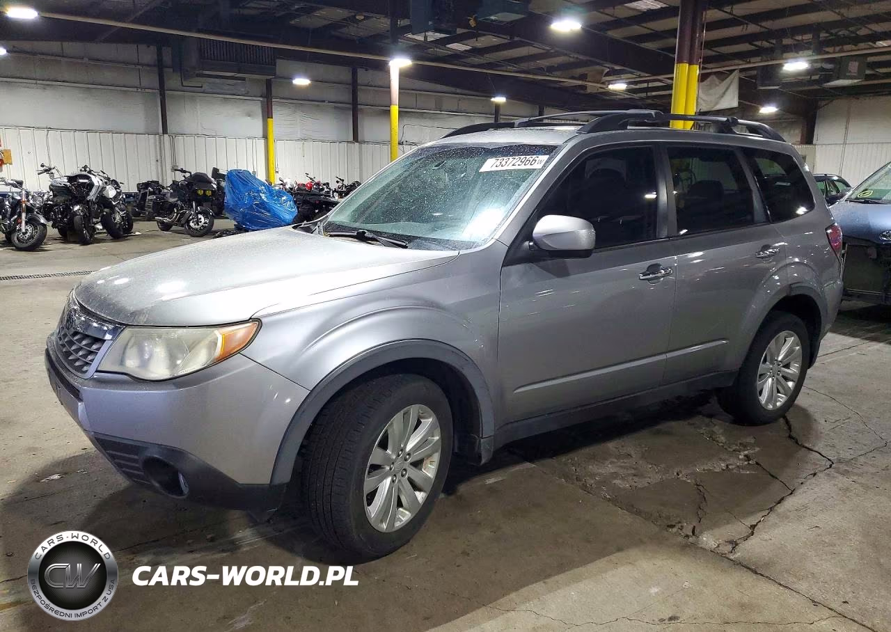 2011 Subaru Forester Limited VIN:JF2SHBEC4BH726403 - 1