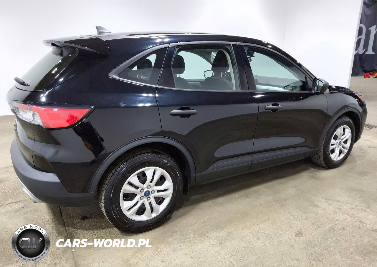 2022 Ford Escape S VIN:1FMCU0F68NUB01084 - 3