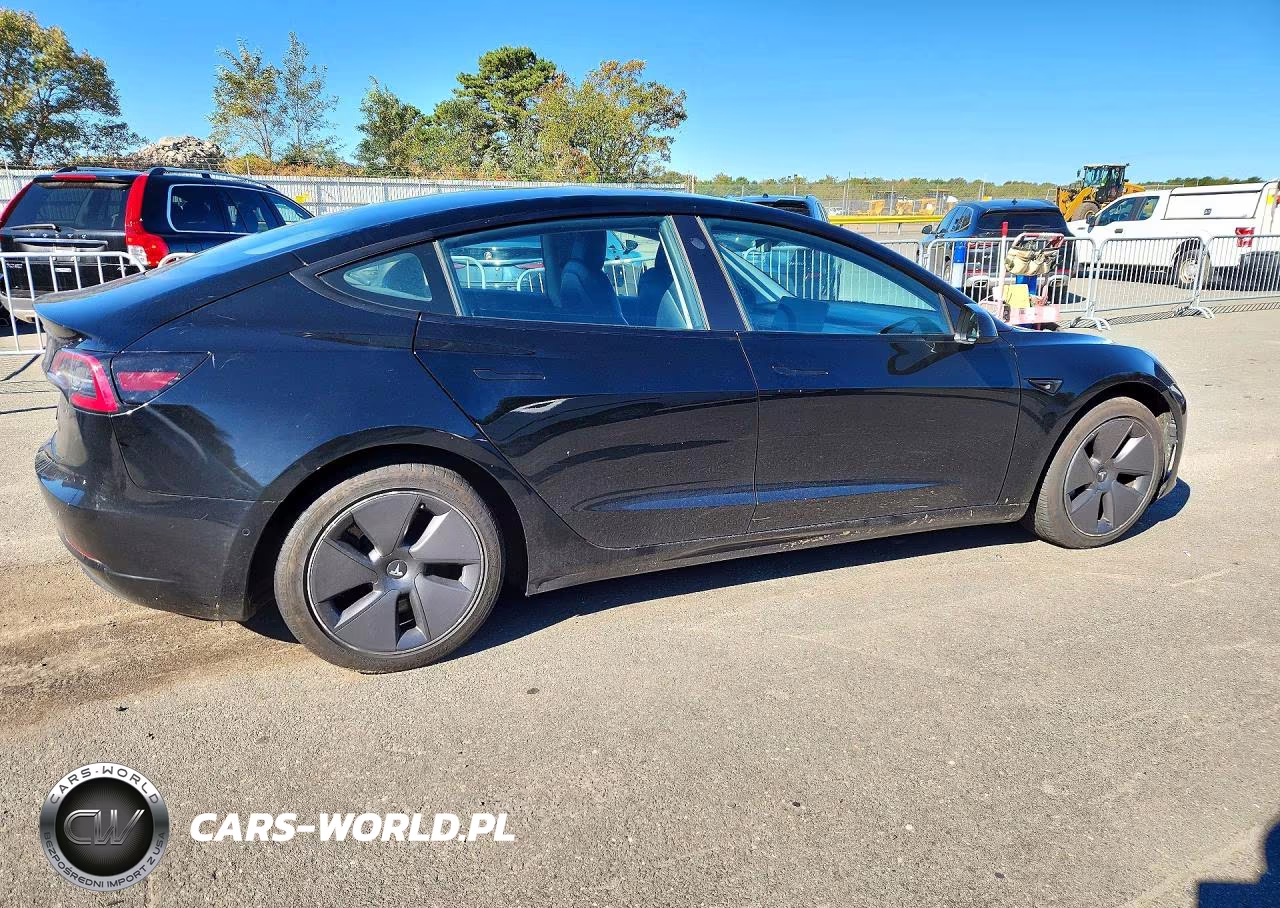 2022 Tesla Model 3 VIN:5YJ3E1EA8NF369963 - 3