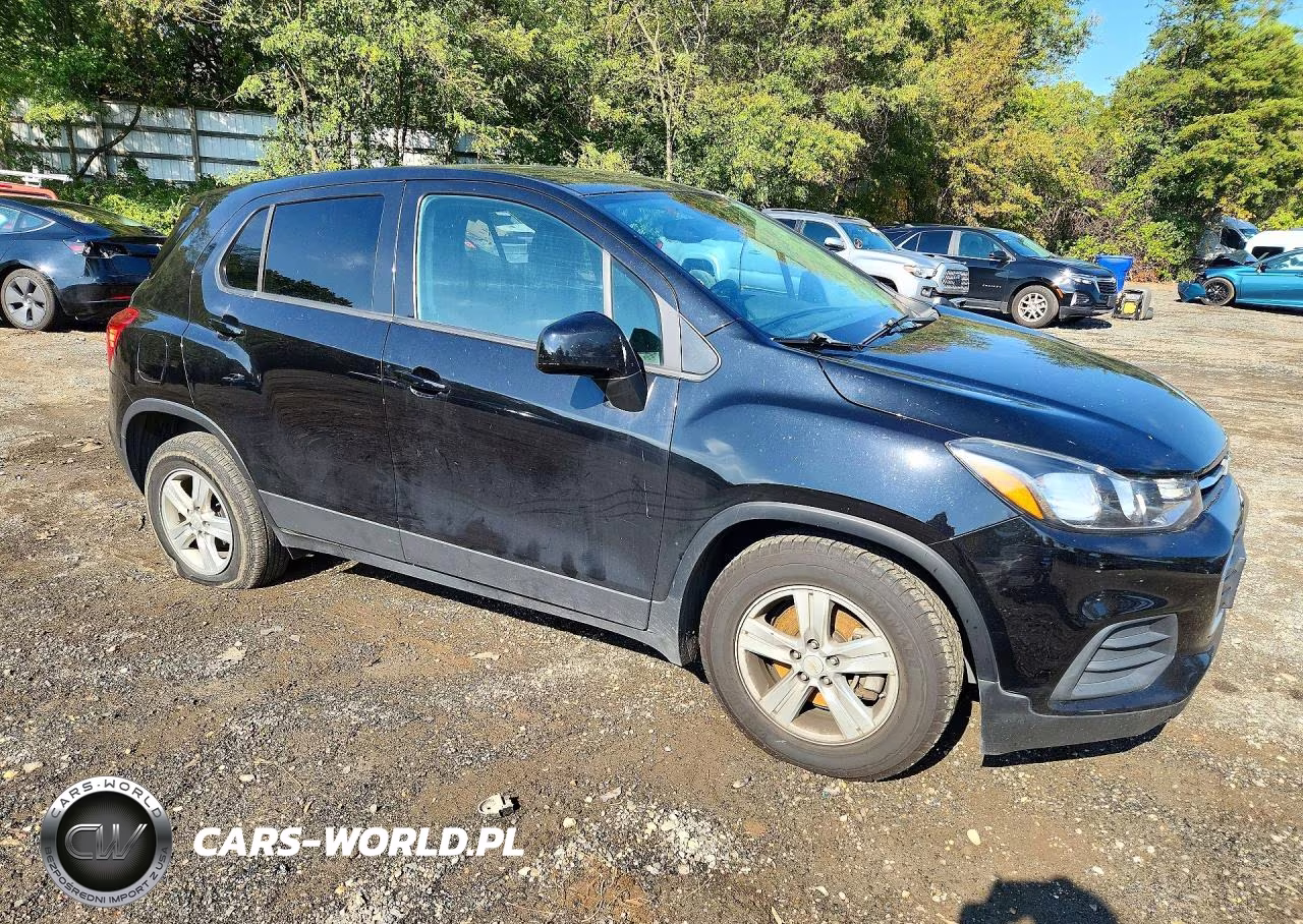 2022 Chevrolet Trax Ls VIN:KL7CJKSM8NB520185 - 4