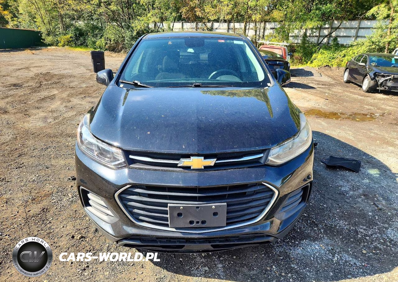 2022 Chevrolet Trax Ls VIN:KL7CJKSM8NB520185 - 5