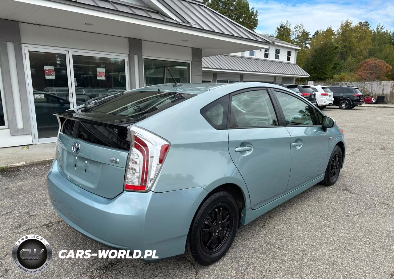 2012 Toyota Prius Four VIN:JTDKN3DU5C1492614 - 4