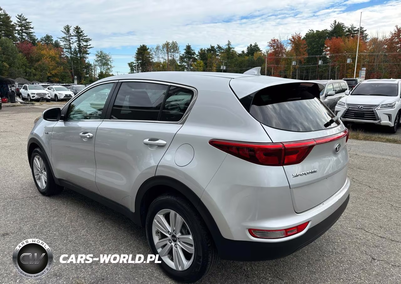 2018 Kia Sportage Lx VIN:KNDPMCAC1J7365387 - 3