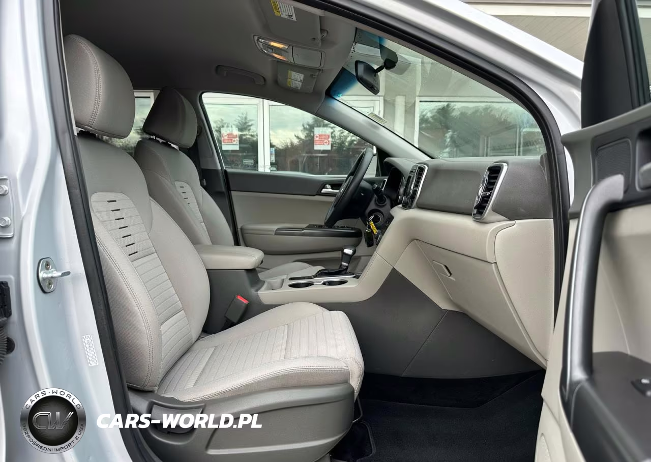 2018 Kia Sportage Lx VIN:KNDPMCAC1J7365387 - 5