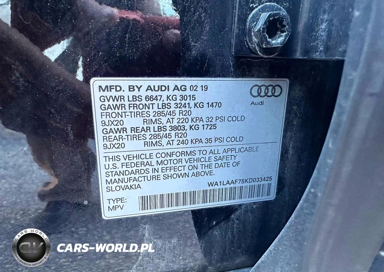 2019 Audi Q7 55 Premium VIN:WA1LAAF75KD033425 - 10
