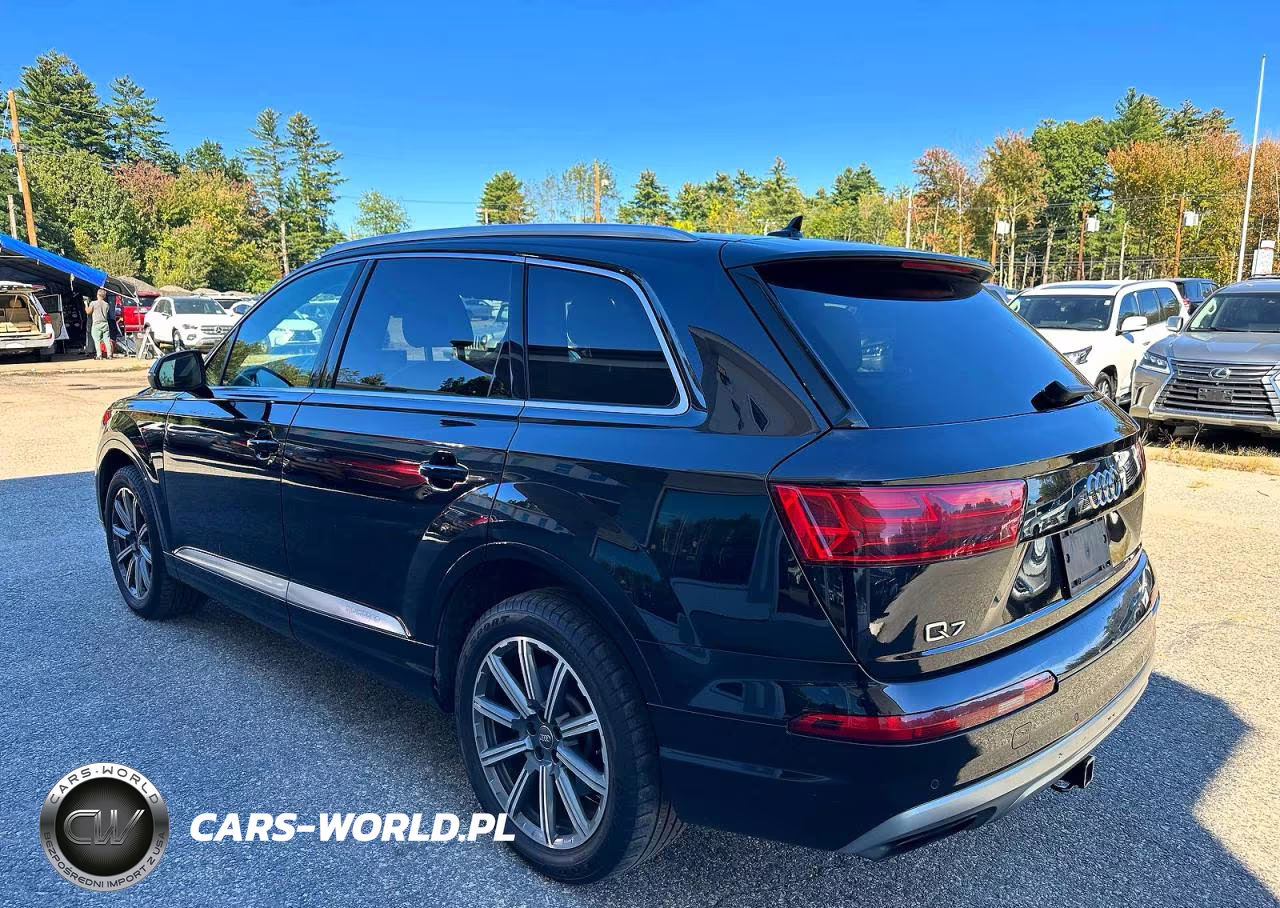 2019 Audi Q7 55 Premium VIN:WA1LAAF75KD033425 - 3