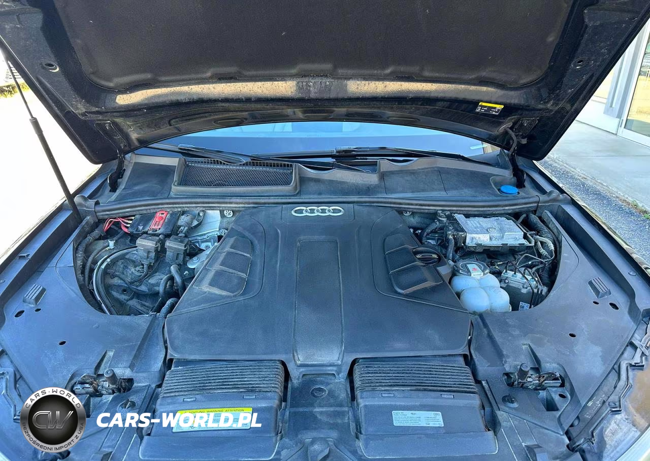 2019 Audi Q7 55 Premium VIN:WA1LAAF75KD033425 - 7