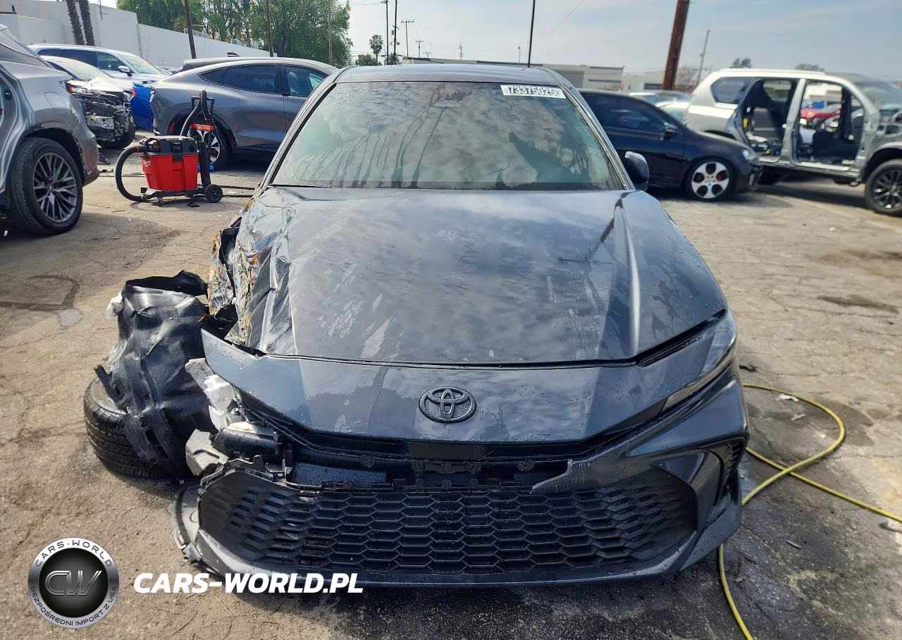 2025 Toyota Camry Se VIN:4T1DAACK1SU072639 - 5