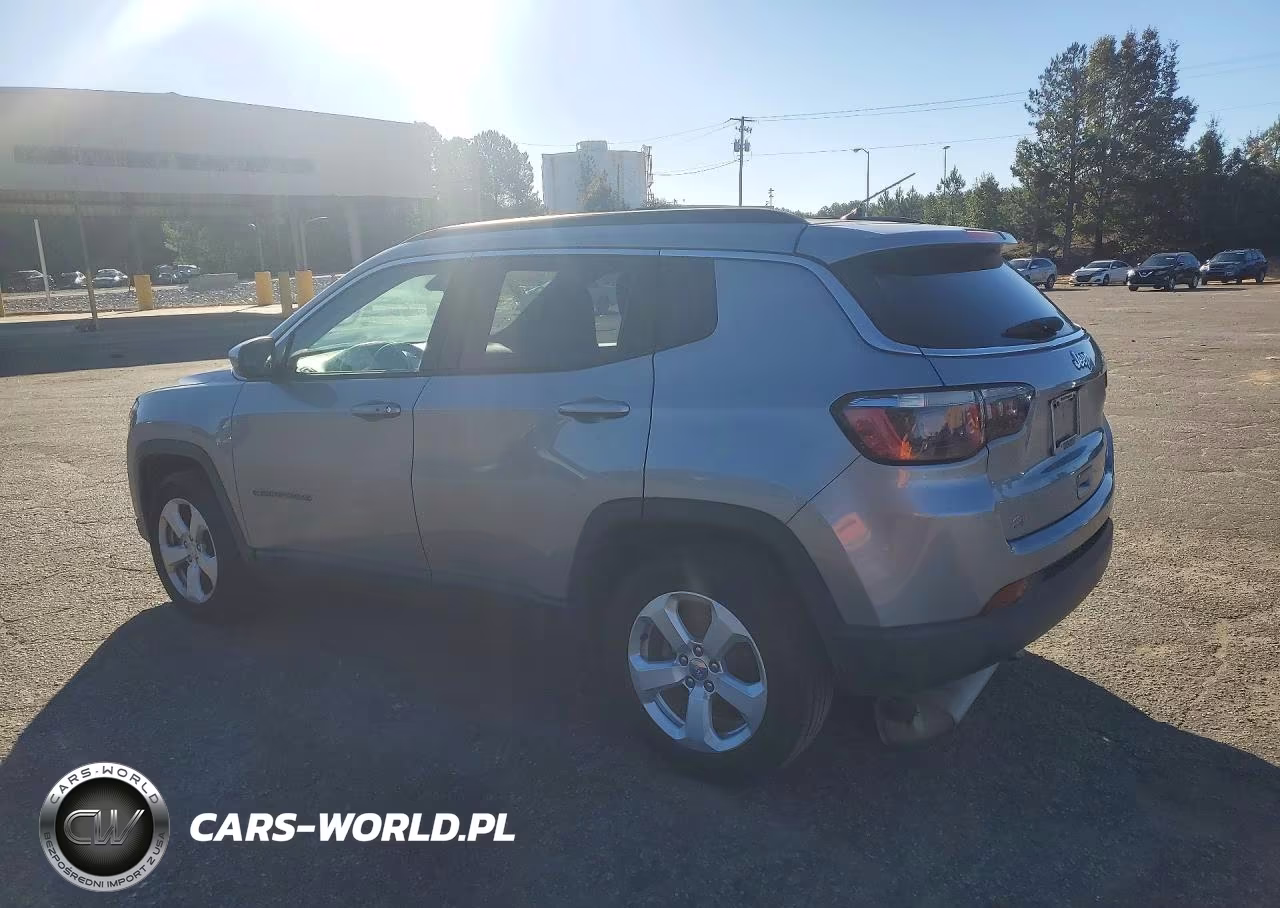 2018 Jeep Compass Latitude VIN:3C4NJCBB3JT293318 - 2