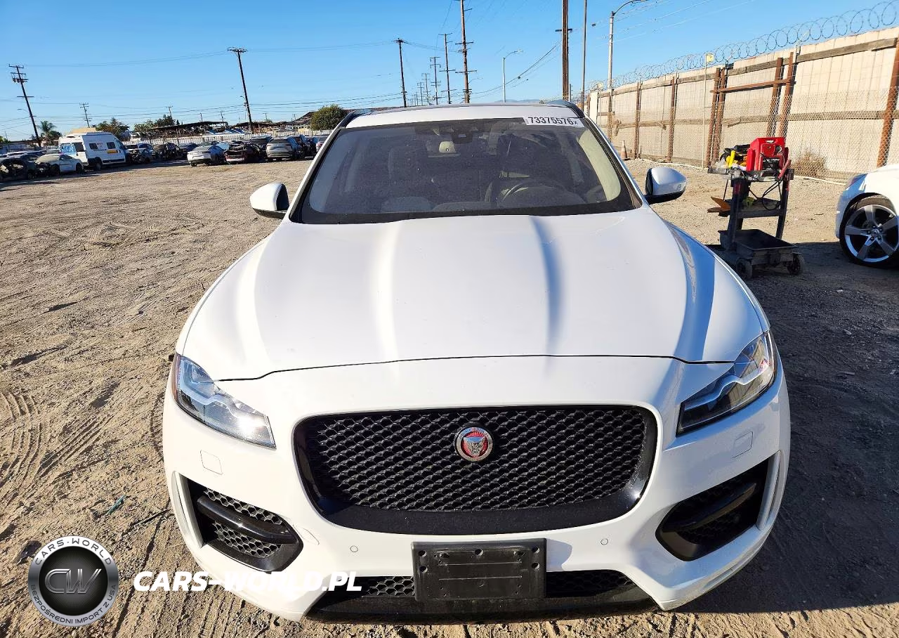 2018 Jaguar F-Pace 25T R-Sport VIN:SADCL2FXXJA273662 - 5