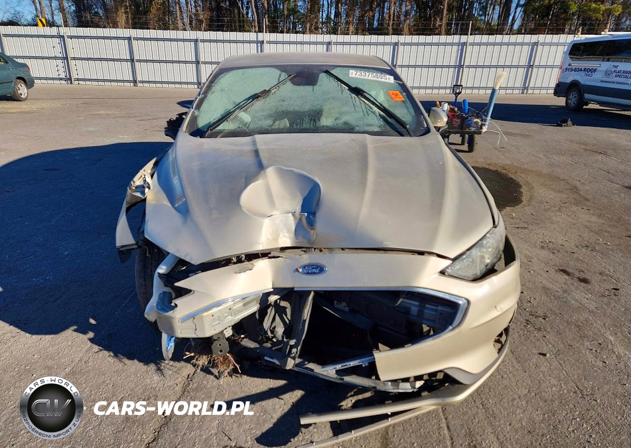 2019 Ford Fusion S VIN:3FA6P0G78KR160354 - 5