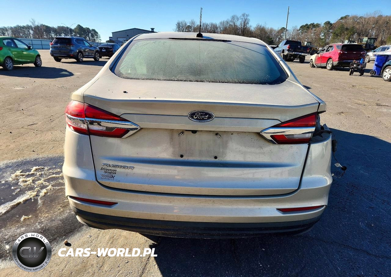 2019 Ford Fusion S VIN:3FA6P0G78KR160354 - 6
