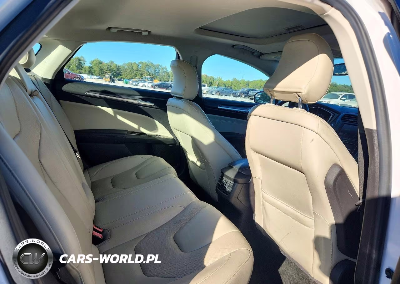 2016 Ford Fusion Titanium VIN:3FA6P0K91GR390043 - 10