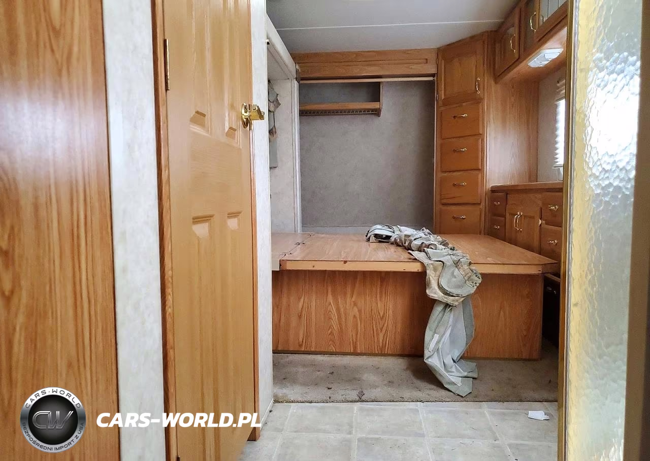 2005 Forest River Cedar Creek Camper VIN:4X4FCRF235P190531 - 5