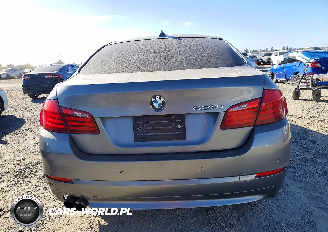 2013 BMW 528 I VIN:WBAXG5C58DDY32695 - 6