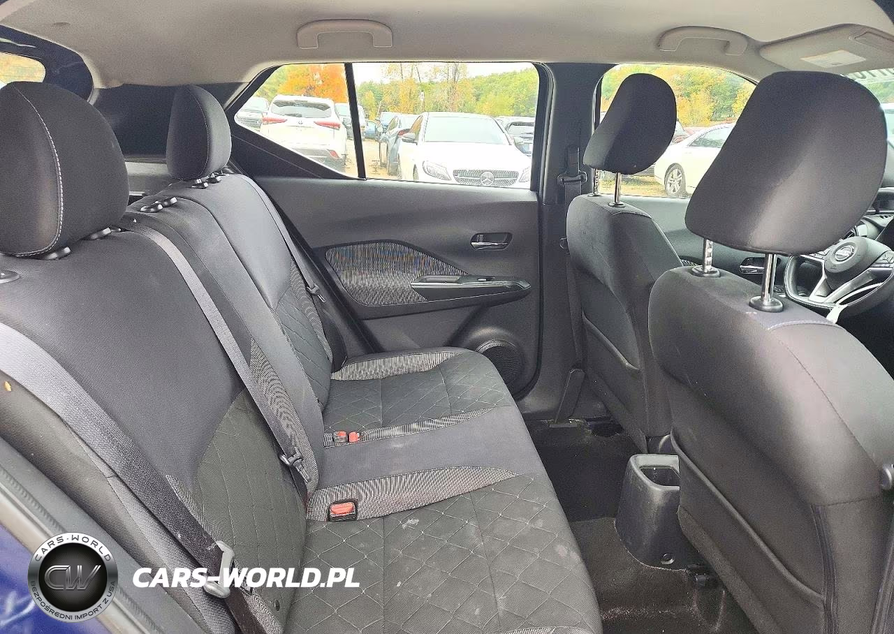 2019 Nissan Kicks Sv VIN:3N1CP5CU6KL507515 - 10