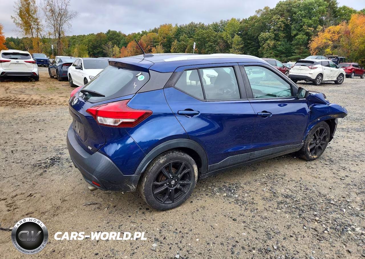 2019 Nissan Kicks Sv VIN:3N1CP5CU6KL507515 - 3