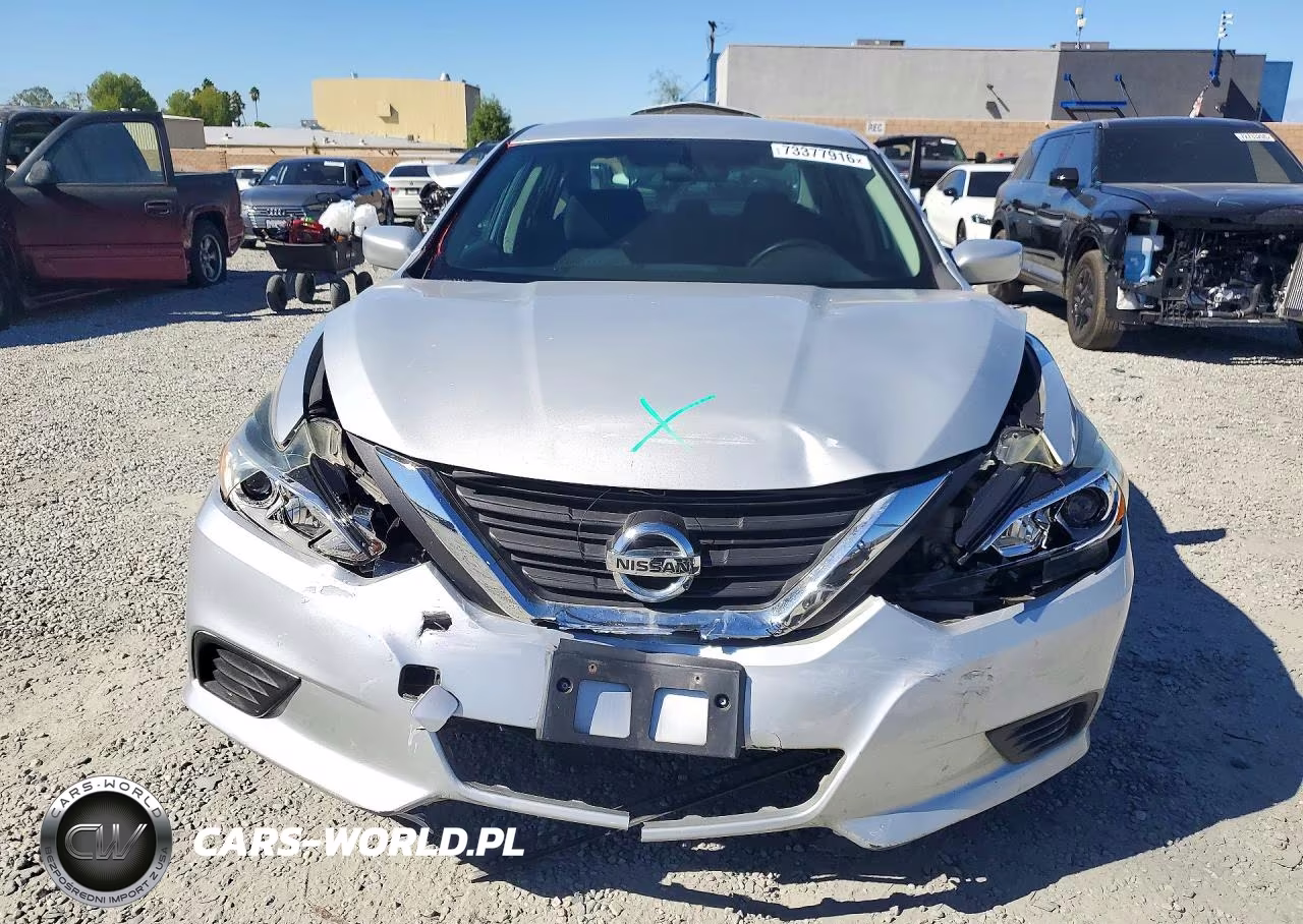 2017 Nissan Altima 2.5 S VIN:1N4AL3AP6HN318346 - 5