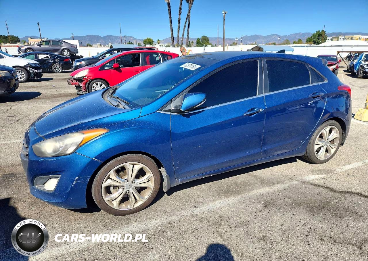 2014 Hyundai Elantra Gt Base – zdjęcie 1 z 12