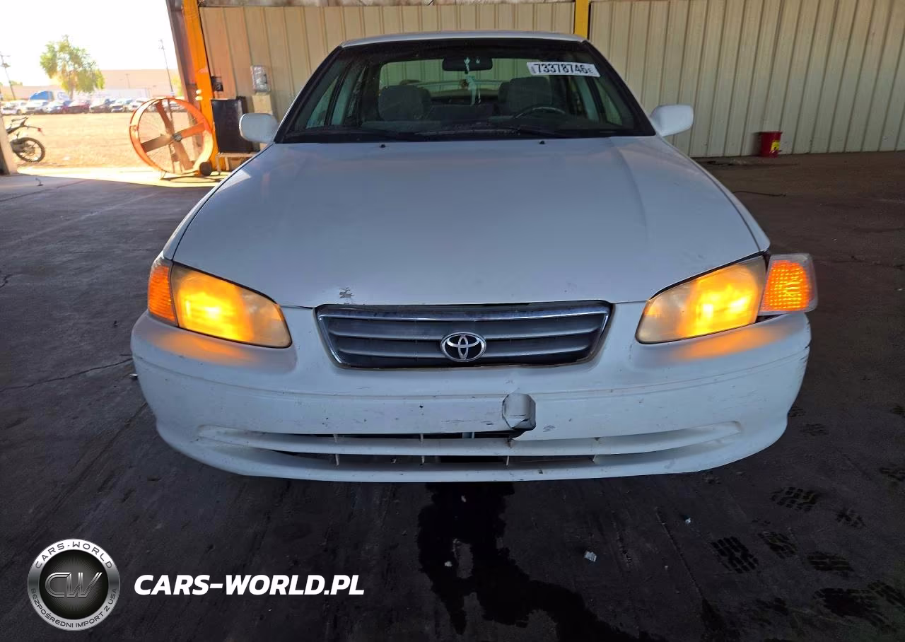 2001 Toyota Camry Le VIN:JT2BG22KX10557247 - 5