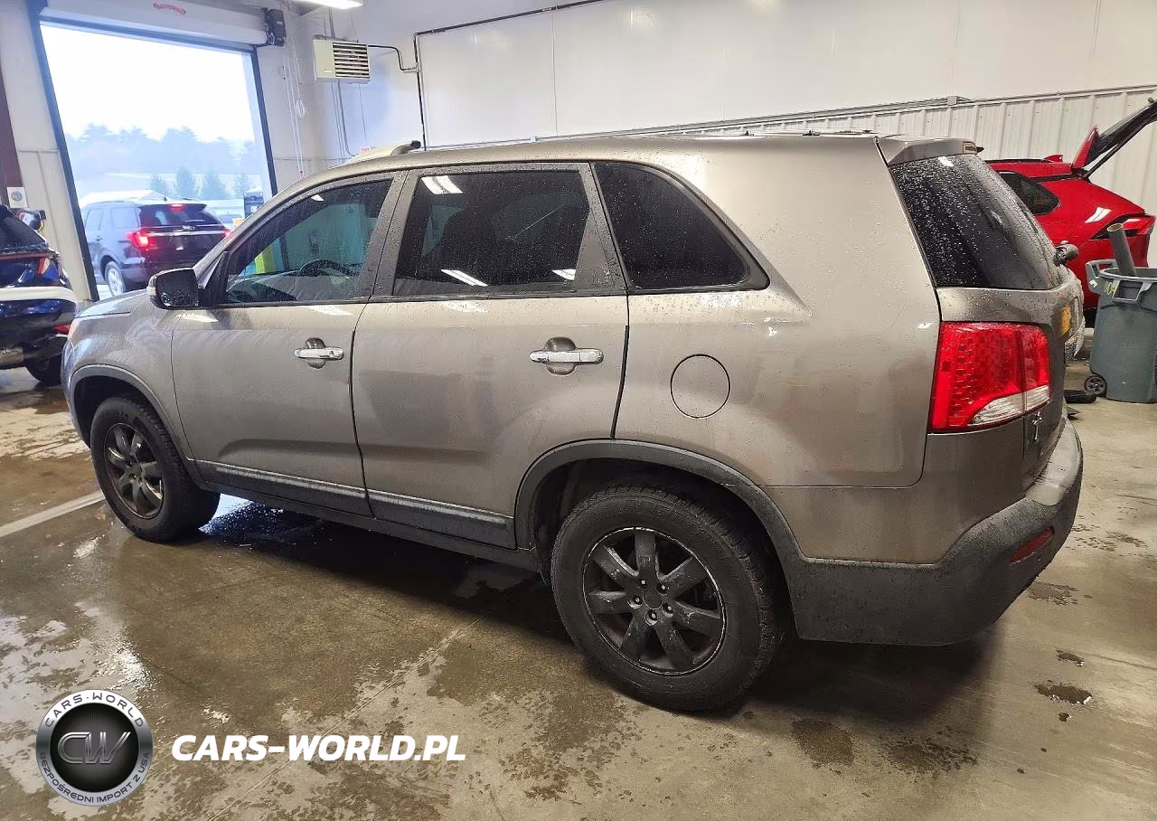 2011 Kia Sorento Lx VIN:5XYKT3A10BG037801 - 2