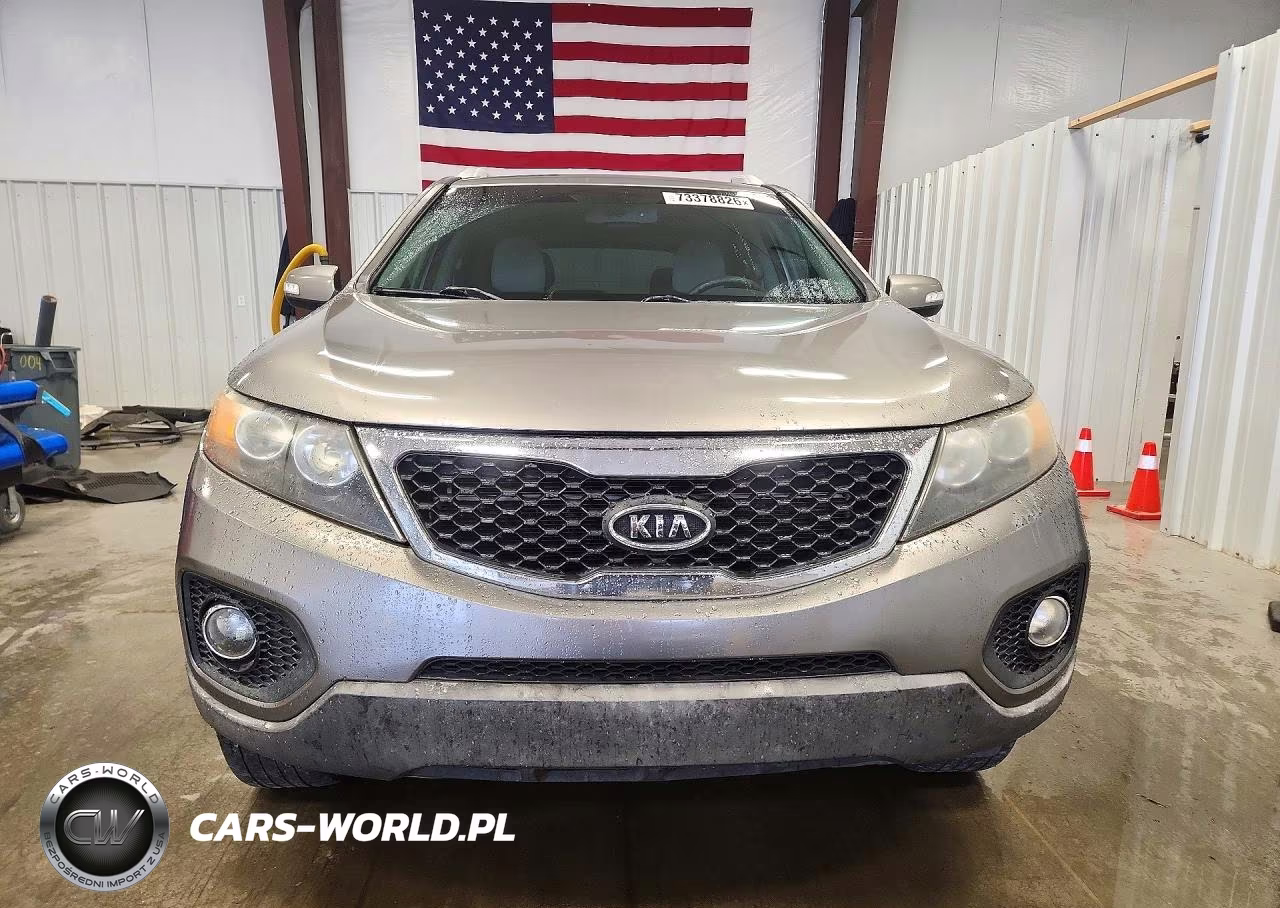 2011 Kia Sorento Lx VIN:5XYKT3A10BG037801 - 5