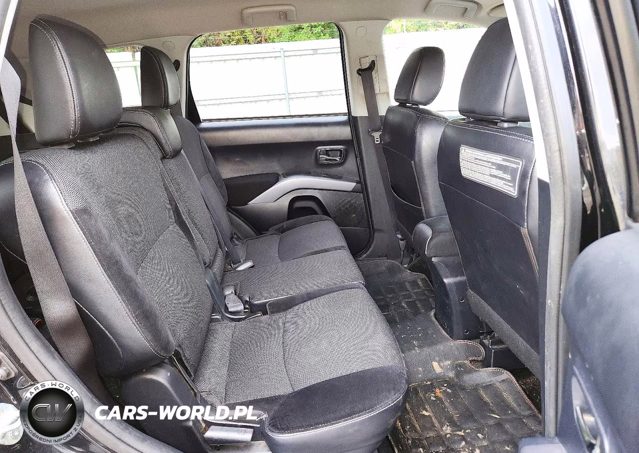 2011 Mitsubishi Outlander Se VIN:JA4JT3AW4BU032634 - 11