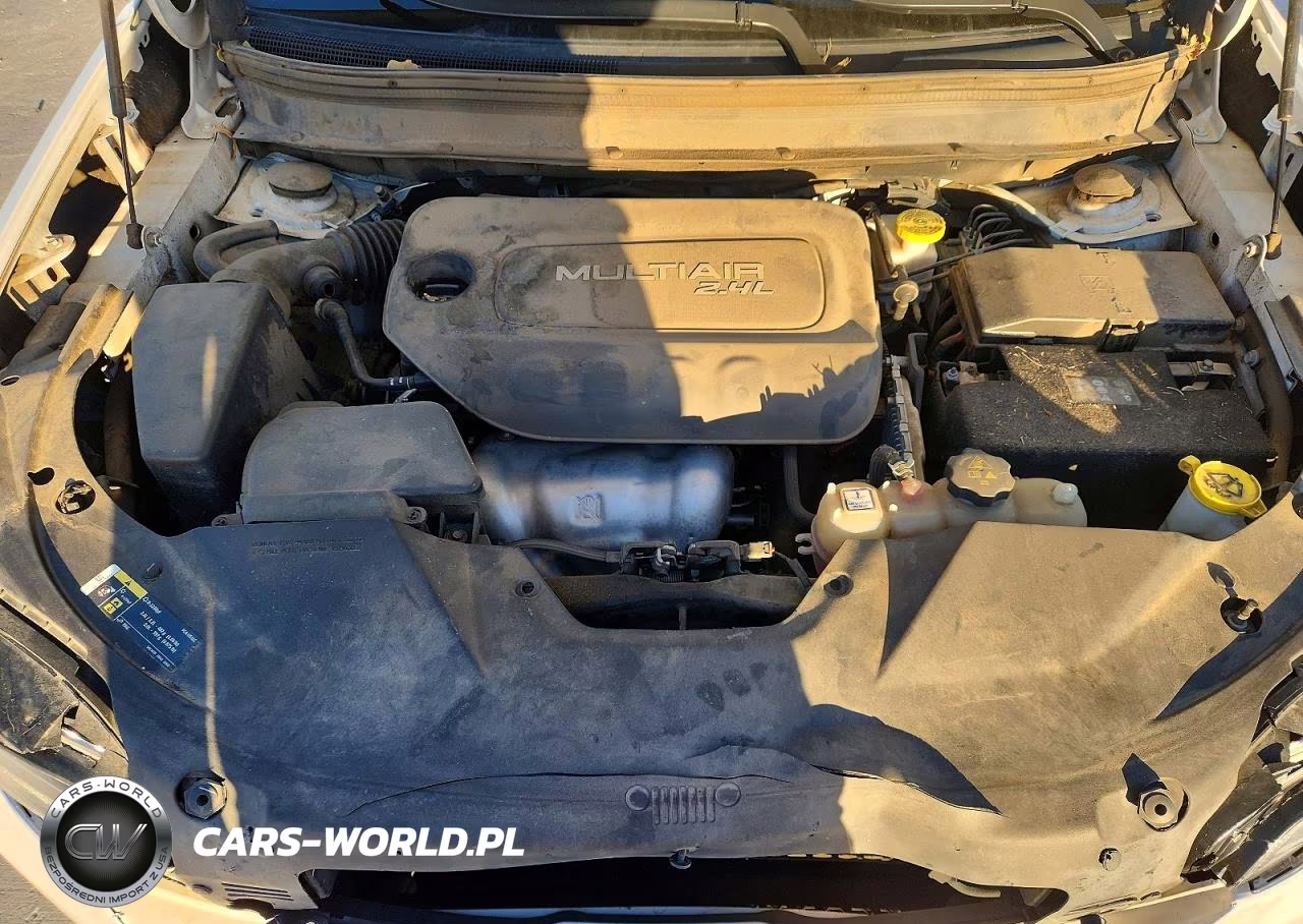 2019 Jeep Cherokee Latitude Plus VIN:1C4PJLLB5KD232812 - 12